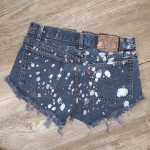 Levi Distressed Shorts